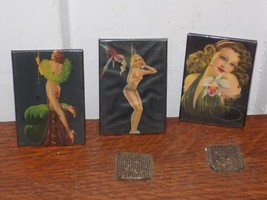 Three Vintage Pin Up Pocket Mirrors - $942.30 MXN