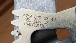 03-08 W219 Mercedes Cls500 Cls550 Power Trunk Opener Motor Actuator E55 E63 E500 image 6