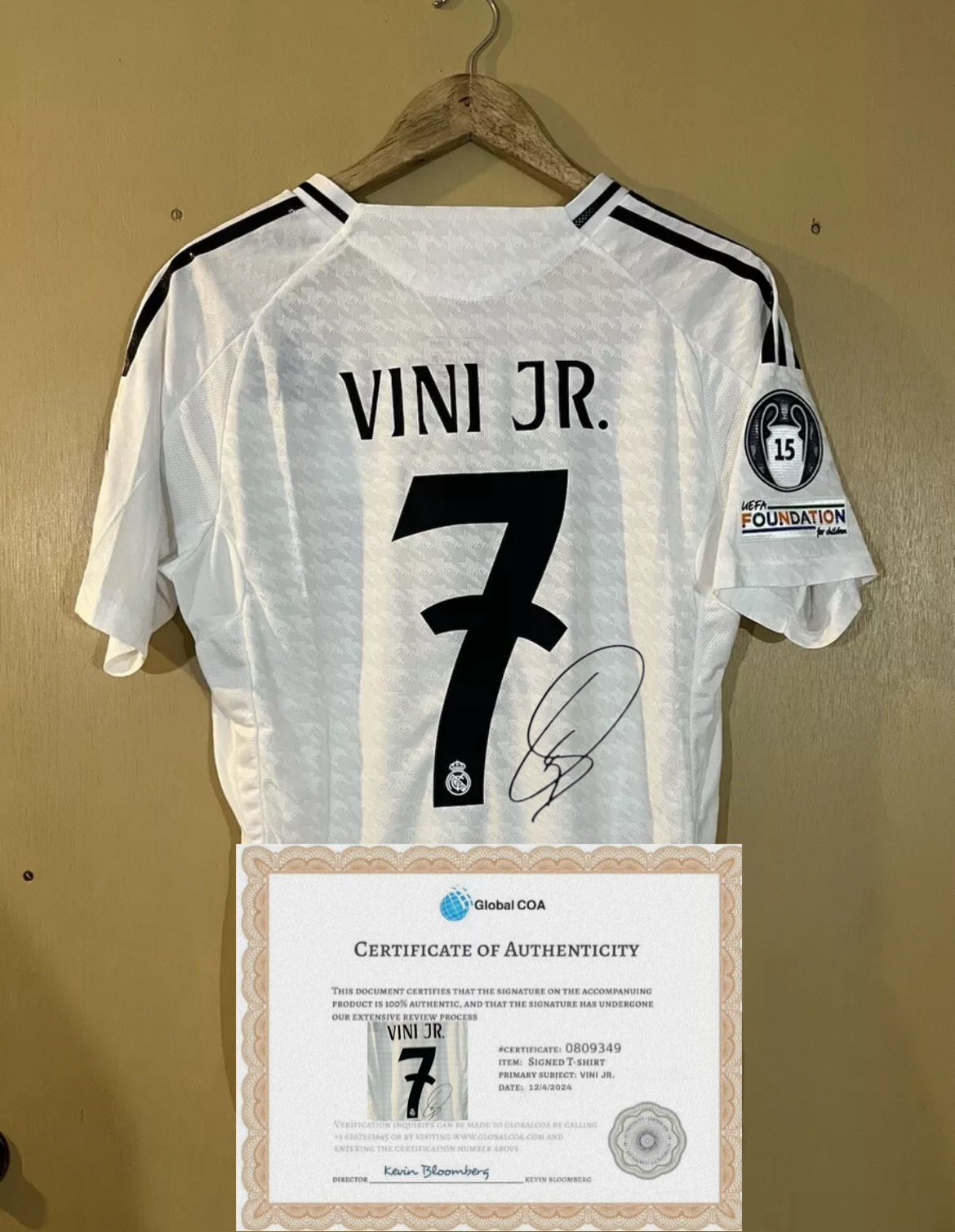 Vinícius Júnior SIGNED Real Madrid Jersey 2024/2025 With (COA) // FREE SHIPPING