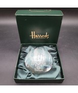 Harrods Omnia Omnibus Ubique England Crystal Glass Paperweight w/Origina... - $33.83 CAD