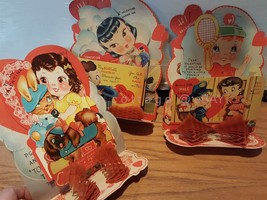 1940s LOT vintage 3 VALENTINE CARDS 9&quot; honeycomb standing motion eyes head move - £27.11 GBP