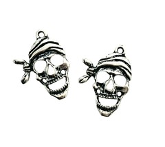 10 Pirate Skeleton Skull Dia De Los Muertos Day of Dead Halloween Bead Charms - £3.94 GBP
