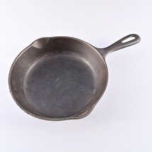Vintage Unmarked Wagner Ware No. 5 Cast Iron 8 Inch Skillet Marked H - £18.73 GBP