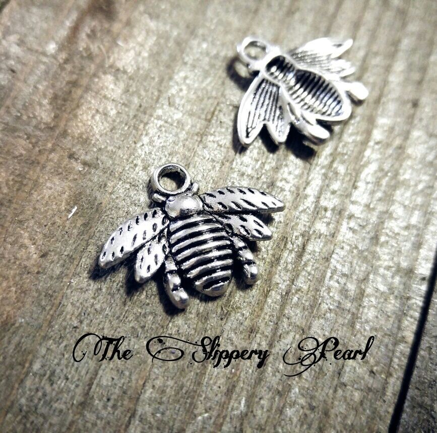 6 Bee Charms Pendants Bumblebee Charms Antiqued Silver Charms Set Insect... - $2.54