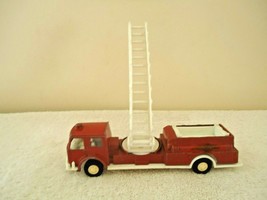 Vintage 1970 Tootsie Toy Fire Truck &quot; Great Collectible Item &quot; - £14.63 GBP