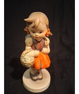 Hummel Goebel School Girl #81 2/0 Girl With Basket & Backpack 4 3/4" W... - €11,19 EUR Hummel Goebel School Girl #81 2/0 Girl With Basket & Backpack 4 3/4" W... - €11,19 EUR