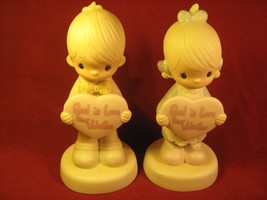 2 Precious Moments Porcelain Figurines 1981 God Is Love Dear Valentine [Y94b] - £12.54 GBP