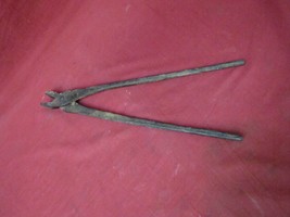 Vintage Handmade Blacksmith Metal Tongs #1 - £23.52 GBP