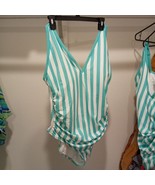 NWT Kona Sol blue and white stripped 24W one piece swimsuit - $342.71 MXN