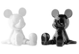 Disney Mickey and Minnie Mouse Ceramic Salt &amp; Pepper Shakers Black &amp; White New - £28.12 GBP