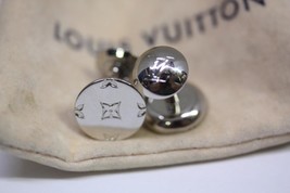 Authentic LOUIS VUITTON Silvertone Round Monogram Cufflinks M61971 Retail $520 - £273.58 GBP