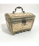 Vintage Wooden Chinese Style Trinket Box with Latch and Handle 6.5x4.5x5... - $362.92 MXN