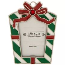 Christmas Shoppe Christmas Present Frame Ornament - $10.88