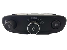 2018-2024 Chevy Traverse Dash Mounted Headlight Lamp Switch 84201596 OEM - $49.45