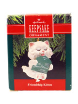 HALLMARK KEEPSAKE FRIENDSHIP KITTEN CHRISTMAS ORNAMENT 1990 (QX414-3) - $14.99