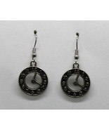 Clock Earrings - $107.32 MXN