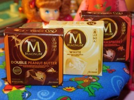 Magnum Pies PB White Rapsberry  lot Fits Barbie Dollhouse Mni Brands Miniatures - £11.83 GBP