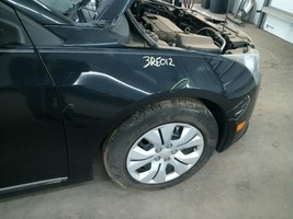Passenger Fender VIN P 4th Digit Limited Fits 11-16 CRUZE 104841456 - $99.00