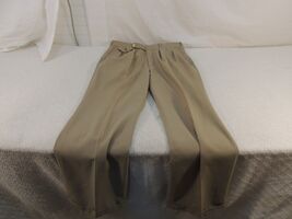 Racquet Club Dress Pants Men&#39;s 33x29 Tan Dry Clean Only Pleated Front 50712 - $13.79 CAD
