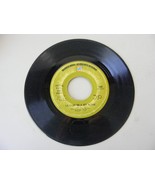 Vintage 45 Record Peter Paul And Mary Leaving on A Jet Plane   3-c-B - €22,15 EUR