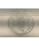 8.5” 3 Footed Crystal Bowl With 8 Pointedsrar Design  - $27.71 CAD