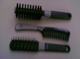 Avon techniques hair brush set of 3 new - $41.00