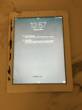 Apple iPad 2 16GB A1395 Silver Cracked Screen Parts or Repair - £3.02 GBP