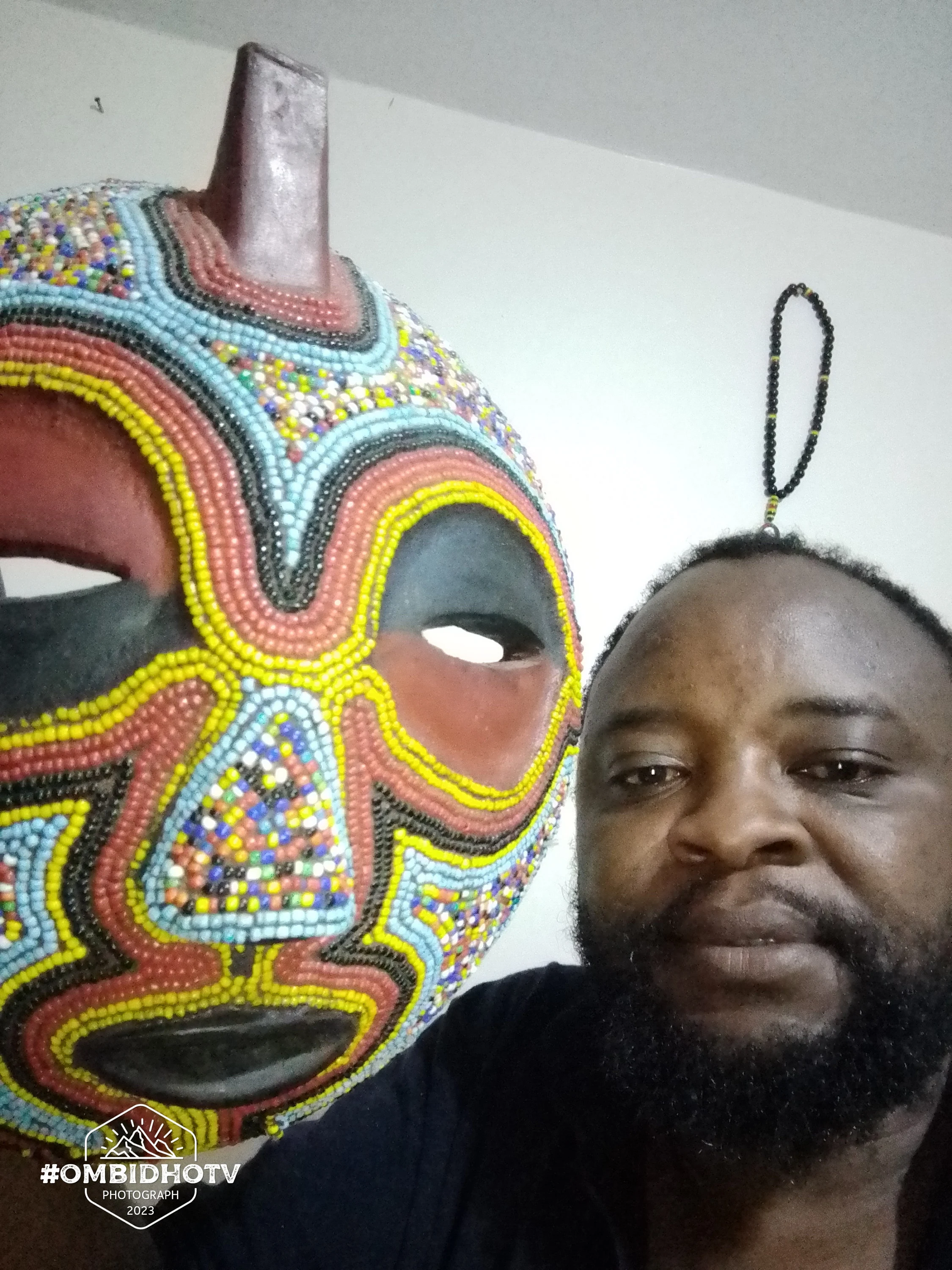 Luba Beaded Tribal Antique Mask – Hand-Carved African Hardwood Wall Art ... - $2,419.22 MXN