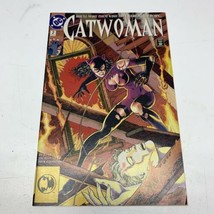 Vintage DC Comics Catwoman Issue 2 Comic Book Graphic Novel - £9.49 GBP