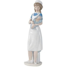 Nao by Lladro 02000709 Nurse New in box - $193.05