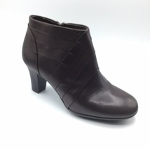 Michelle D Size 10 Brown Booties Heeled Boots Shoes Zippered Closure - $21.97