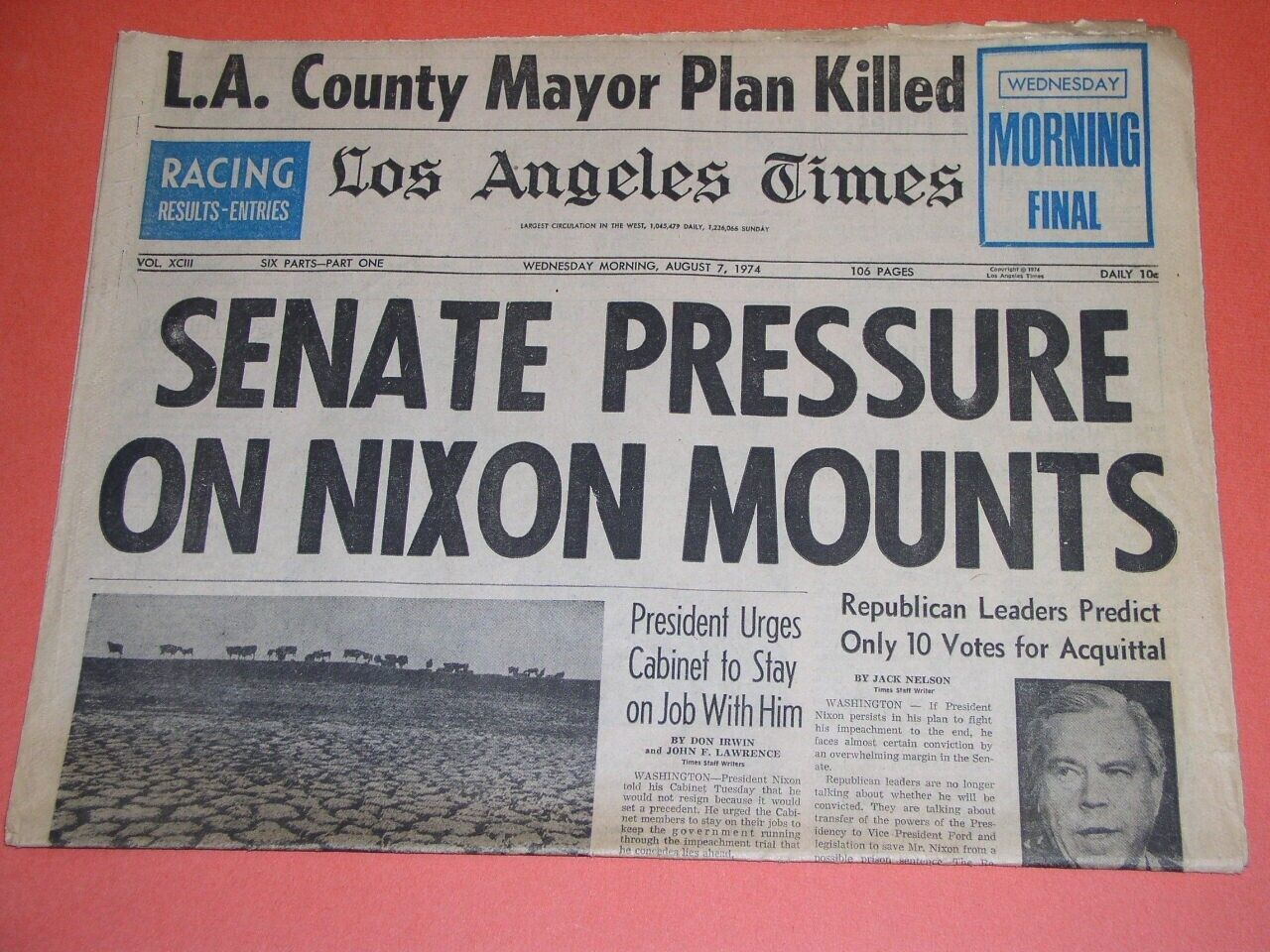 Primary image for Richard Nixon Impeachment Newspaper Vintage 1974 L.A. Times Watergate Aug. 7