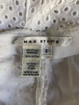 Max Studio Skirt Size 2 White Cotton Lined Eyelet Side Zipper Pencil Straight - £6.83 GBP