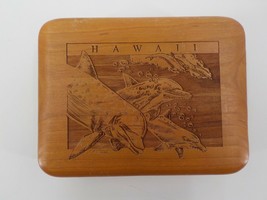 HAWAII WOODEN 4X5 CHERRY JEWELRY BOX W J. O&#39; CONNER CARVED DOLPHINS FOAM... - £19.65 GBP