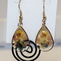 Pressed Flowers - Necklace &amp; 2 Pair of Earrings - $5.00