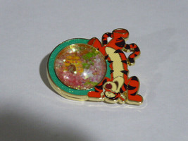 Disney Trading Brooches 154355 Uncas - Tiger - Bubble Hive - Winnie the Bear-... - £22.26 GBP