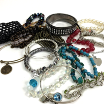 Bracelet Lot Bangles Beads Stretch mixed materials colorful Vtg to mod boho - £13.99 GBP