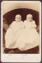 Twin Baby Sisters Ethel and Edith Cabinet Photo - Worcester, MA - £13.83 GBP