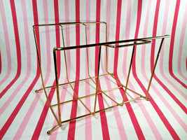 Mid MoD 1960&#39;s Wire Magazine Rack or Log Holder Gold Metal Finish Fab Ba... - £21.93 GBP