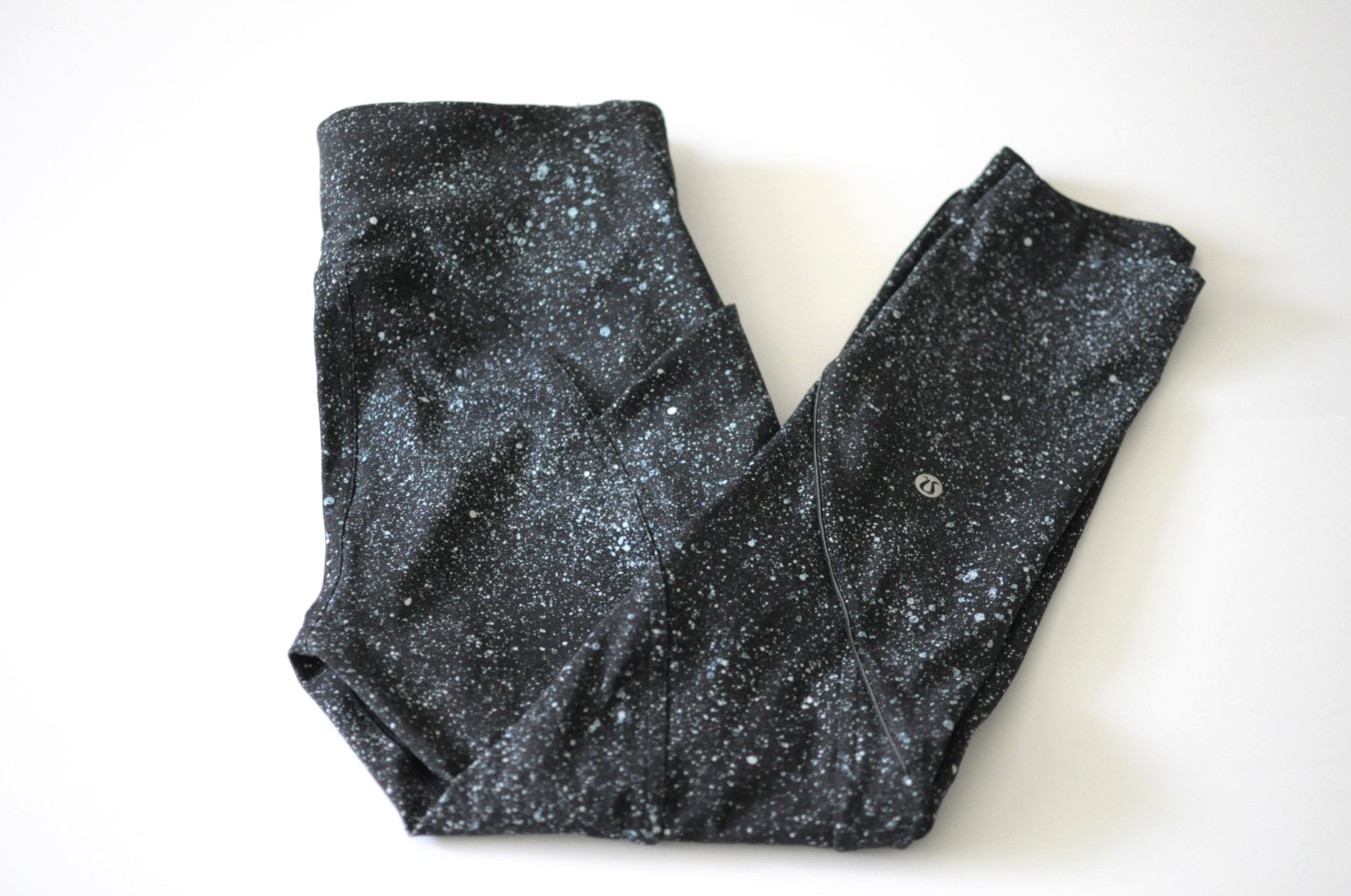 Lululemon Lead The Pack Crop Leggings 23&quot; Size 6 Mineralize Multi Black ... - $29.99