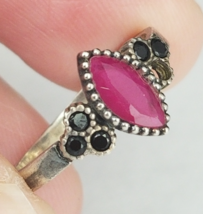 sterling silver ruby &amp; black onyx ring ladies SIZE 6 ESTATE SALE BEAUTIFUL! - $44.99