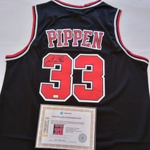 Scottie Pippen Signed Autographed Chicago Bulls Jersey - COA - £380.63 GBP