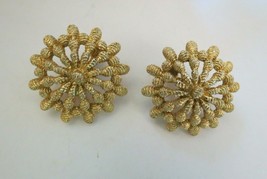 Monet Comfort Clip Earrings Gold Tone Bold Textured Design Luxury Marked... - £14.38 GBP