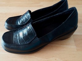 CLARKS LADIES BLACK LEATHER SLIP-ON SHOES-66856-6M-GENTLY WORN-NON-SLIP ... - £7.58 GBP