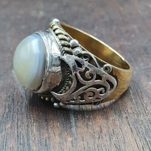 Antique Tibetan Eye Agate Center Stone Silver Inlay Gold Plated brass Ring - £77.72 GBP