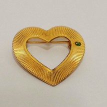 Heart Striped Gold Tone Pin Brooch Vintage Green Rhinestone 1&quot; - £13.19 GBP