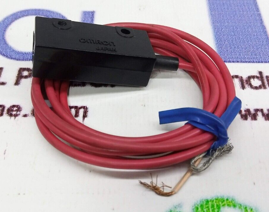 OMRON OPE-S100L Photoelectric Sensor Switch Photo Sensor Japan - $137.50
