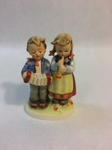 Vintage HUMMEL GOEBEL Collectible Figurine &quot;Birthday Serenade&quot; 218/2/0 TMK-6 - £127.00 GBP