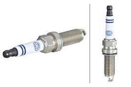 22401-ED816 Nissan Genuine New Spark Plug LZKAR7AP-11.Lot of 18 Qty. - $155.37