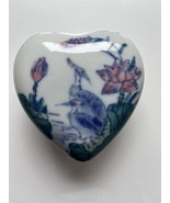 HEART SHAPED CERAMIC TRINKET BOX - £11.09 GBP